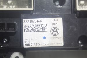 Volkswagen PASSAT B7 Interruttore ventola abitacolo 5HB011257-10