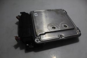 Seat Exeo (3R) Motora vadības bloka ECU 0281017608