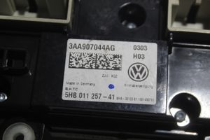 Volkswagen PASSAT B7 USA Salono ventiliatoriaus reguliavimo jungtukas 