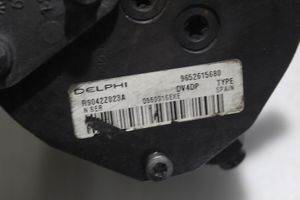 Suzuki Liana Pompe d'injection de carburant à haute pression R9042Z023A