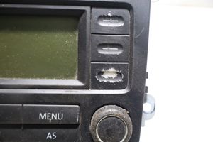 Volkswagen Golf V Radion/GPS-laitteen pääyksikön kehys 