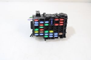 Renault Twingo II Fuse box set 