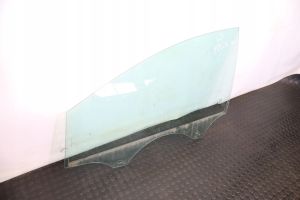 Ford Focus Sliding door window/glass 