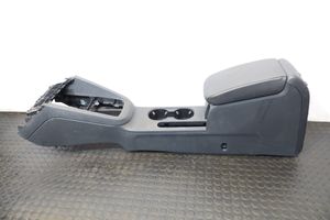 Volkswagen Jetta VI Armrest 