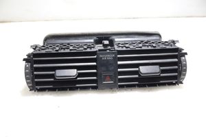 Volkswagen Jetta VI Dashboard air vent grill cover trim 