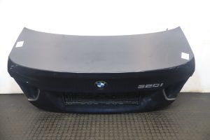 BMW 3 E90 E91 Galinis bortas (bortelis) 