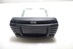 Mercedes-Benz S W220 Radio/CD/DVD/GPS-pääyksikkö 