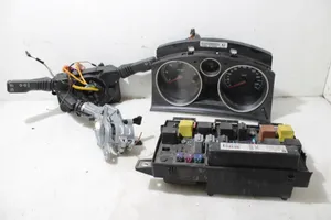 Opel Zafira B Komputer / Sterownik ECU silnika 