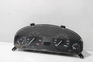 Peugeot 406 Uhr 