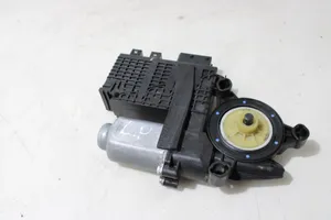 Citroen C4 I Moteur de lève-vitre de porte avant 9682495680