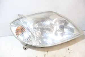 Toyota Corolla Verso E121 Lampa przednia 