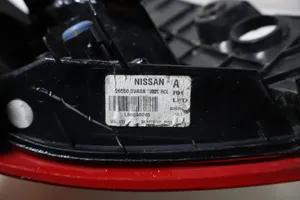 Nissan Note (E12) Feux arrière / postérieurs 