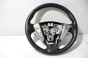 Nissan Note (E12) Steering wheel 