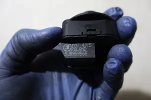 Skoda Fabia Mk3 (NJ) Przycisk regulacji lusterek bocznych 
