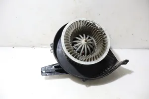 Skoda Fabia Mk3 (NJ) Pečiuko ventiliatorius/ putikas 