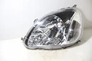 Toyota Yaris Verso Lampa przednia 