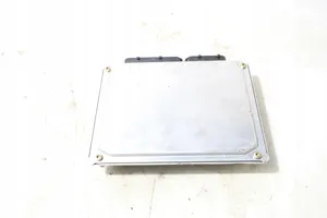 Volkswagen PASSAT B5.5 Centralina/modulo motore ECU 0261207636