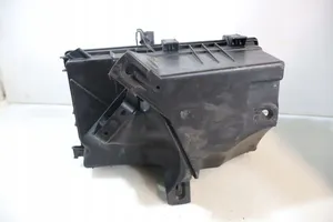 Volvo S80 Air filter box 