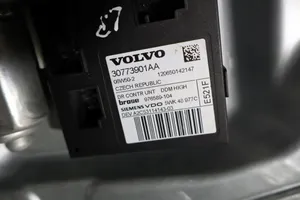 Volvo V50 Etuikkunan nostomekanismi ilman moottoria 