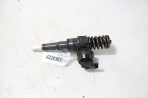 Volkswagen PASSAT B5.5 Inyector de combustible 0414720214