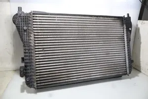 Volkswagen PASSAT B6 Interkūlerio radiatorius 