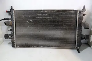 Opel Zafira B Coolant radiator 