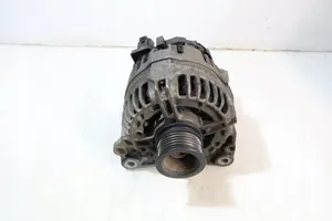 Skoda Fabia Mk2 (5J) Generatore/alternatore 037903025M