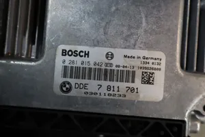 BMW 1 E81 E87 Centralina/modulo motore ECU 0281015042