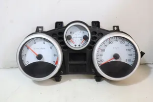 Peugeot 206+ Horloge 