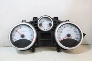 Peugeot 206+ Horloge 