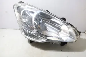 Peugeot Partner Lampa przednia 