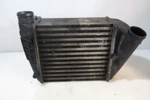 Audi A4 S4 B7 8E 8H Chłodnica powietrza doładowującego / Intercooler 