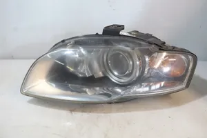 Audi A4 S4 B7 8E 8H Lampa przednia 