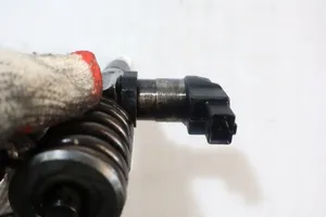 Volkswagen Touran I Fuel injector 