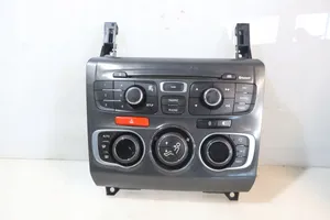 Citroen C4 II Console centrale, commande de multimédia l'unité principale 