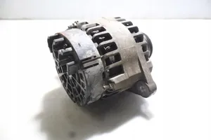 Opel Zafira B Generator/alternator 