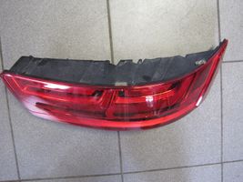 Audi Q7 4M Luce di retromarcia 4M0945094