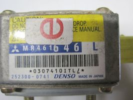 Mitsubishi Pajero Sport I Airbag deployment crash/impact sensor MR461646