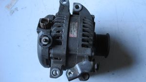 Toyota Land Cruiser (J200) Generatore/alternatore 2706038050