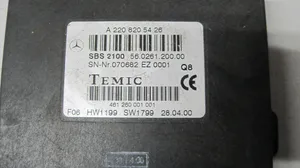 Mercedes-Benz S W220 Äänikomentojen ohjainlaite 