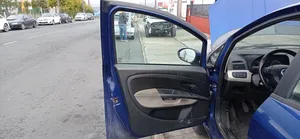 Fiat Punto (199) Porte avant 