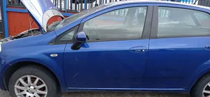 Fiat Punto (199) Porte avant 