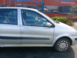 Tata Indica Vista I Porte avant 