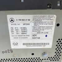 Mercedes-Benz B W245 Radija/ CD/DVD grotuvas/ navigacija A1698204789