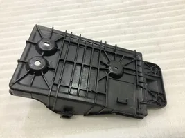 Mazda 6 Support boîte de batterie KE7056041