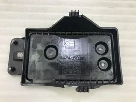 Mazda 6 Support boîte de batterie KE7056041