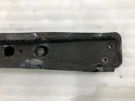 Nissan Navara D22 Traverse inférieur support de radiateur 