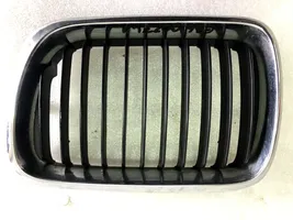 BMW 3 E36 Front bumper lower grill 