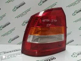 Opel Astra G Lampa tylna 13110929