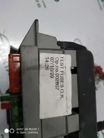 Opel Astra G Module de fusibles 002807